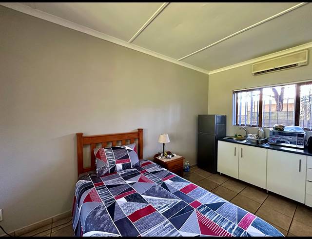 10 BEDROOM GUEST HOUSE FOR SALE IN BIRDSWOOD